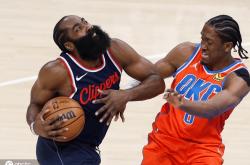 爱游戏-哈登在热火比赛中关键助攻，大胜引发热议！的简单介绍